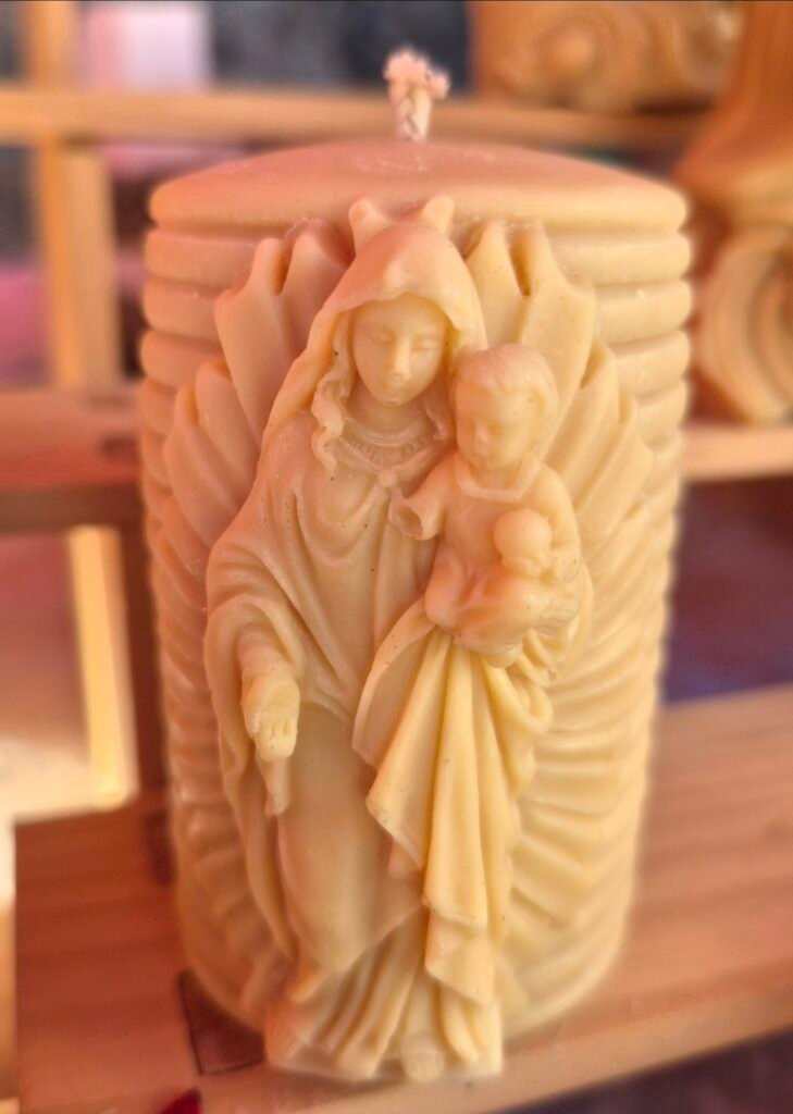 Bougie de Marie et l'enfant Jésus Christ